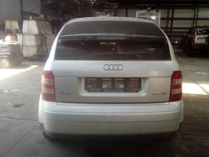 audi a2 (8z) del año 2000