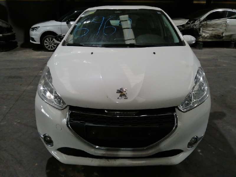 peugeot 208 del año 2014