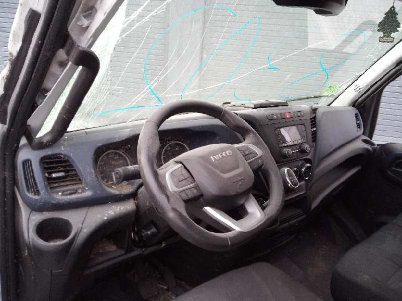 iveco daily caja cerrada (2019 =>..) del año 2020