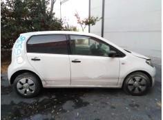 VOLKSWAGEN UP! (121)