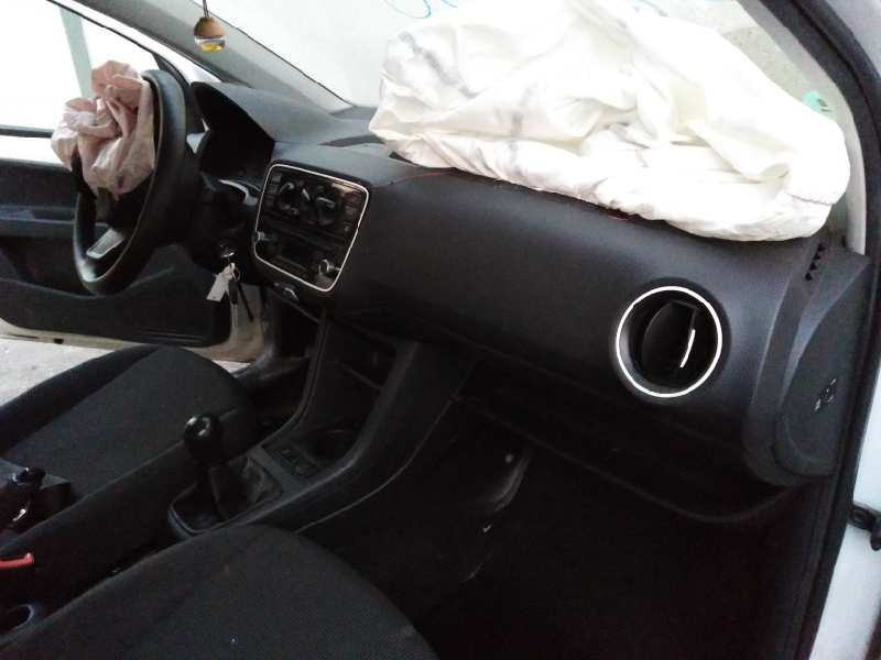 volkswagen up! (121) del año 2016