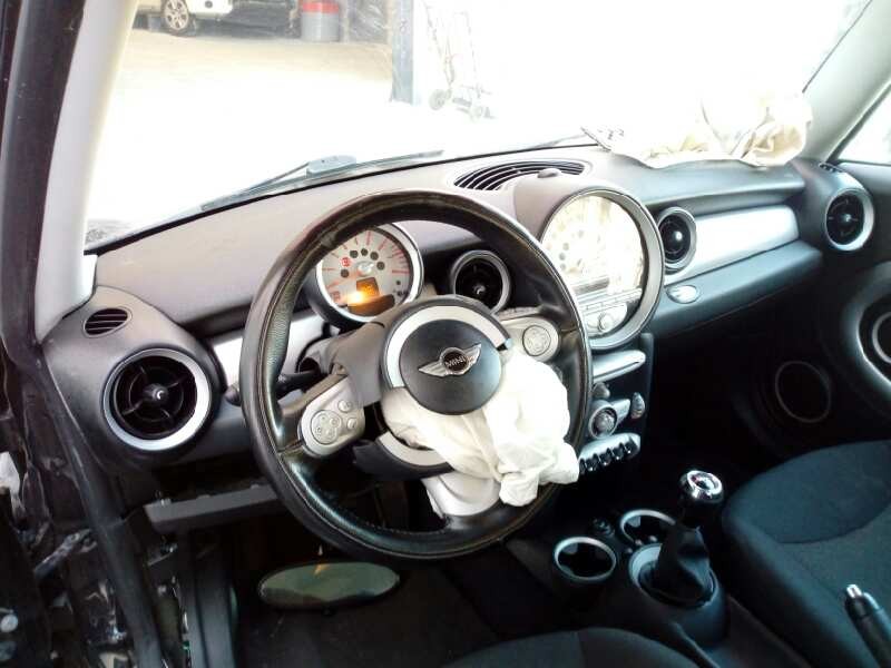 bmw mini (r56) del año 2009