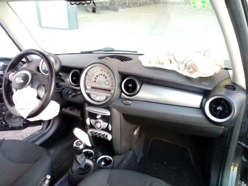 bmw mini (r56) del año 2009