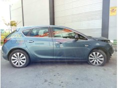 opel astra j lim. del año 2011