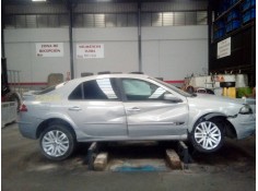 renault laguna ii (bg0) del año 2001