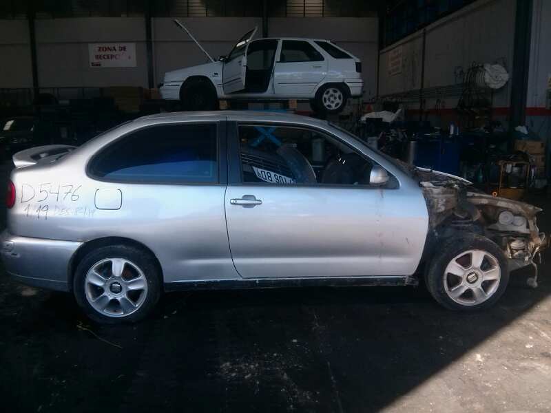 seat cordoba berlina (6k2) del año 2000