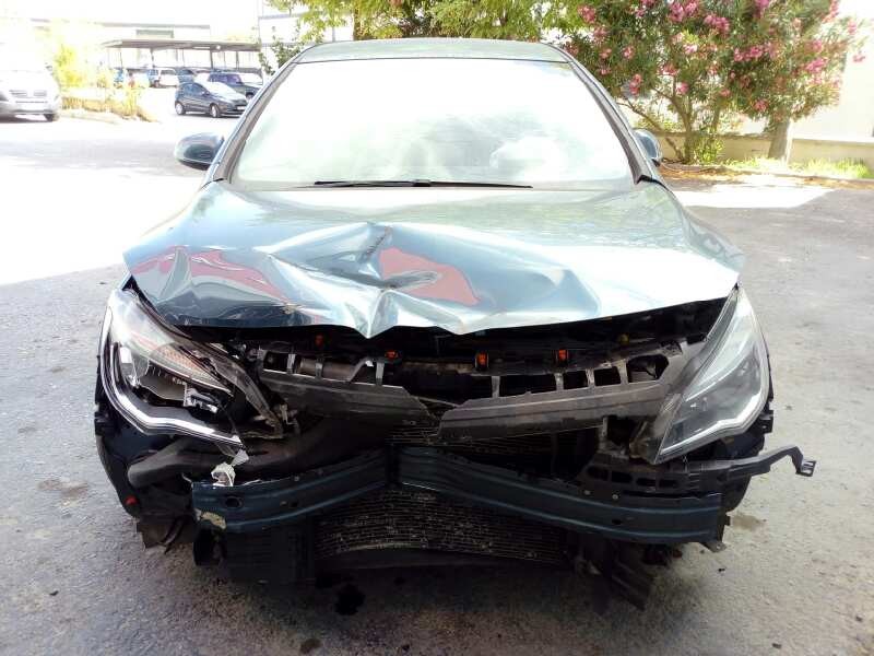opel astra j lim. del año 2011