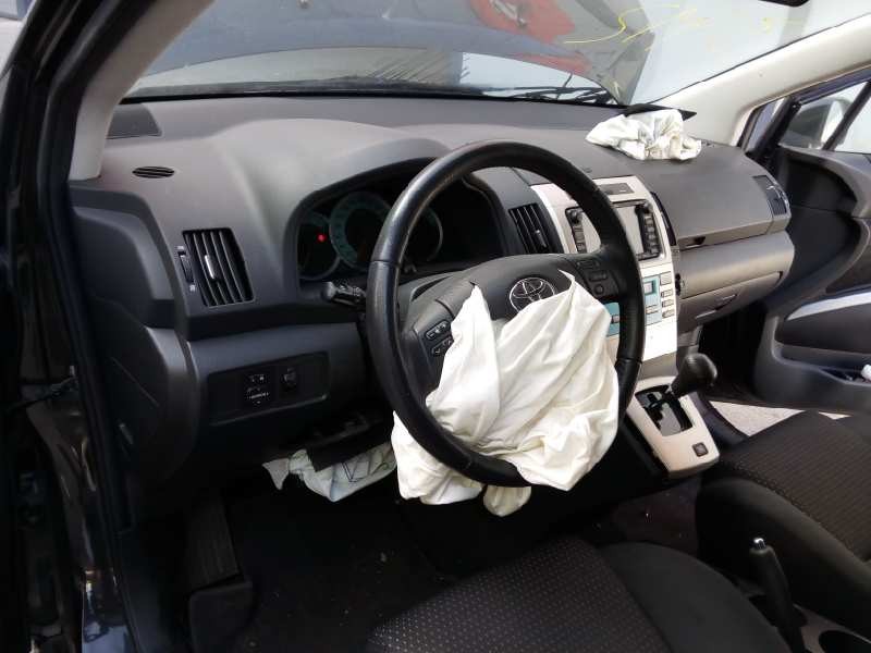 toyota corolla verso (r1) del año 2008