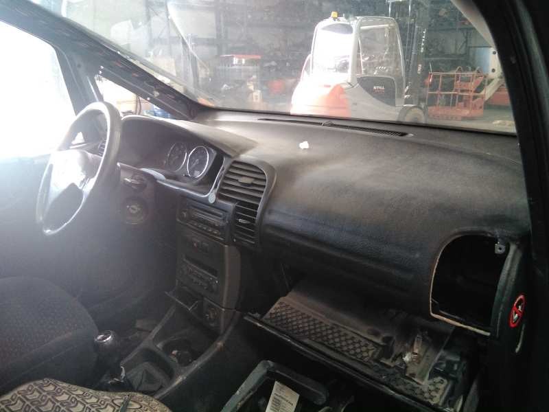 opel zafira a del año 1999