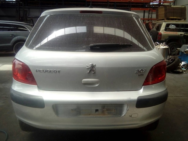 peugeot 307 berlina (s2) del año 2006