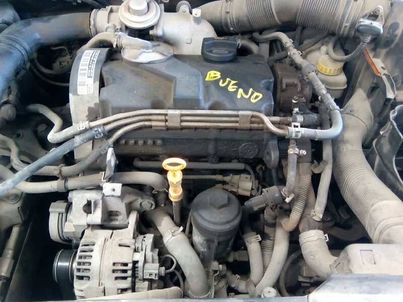 seat ibiza (6l1) del año 2008