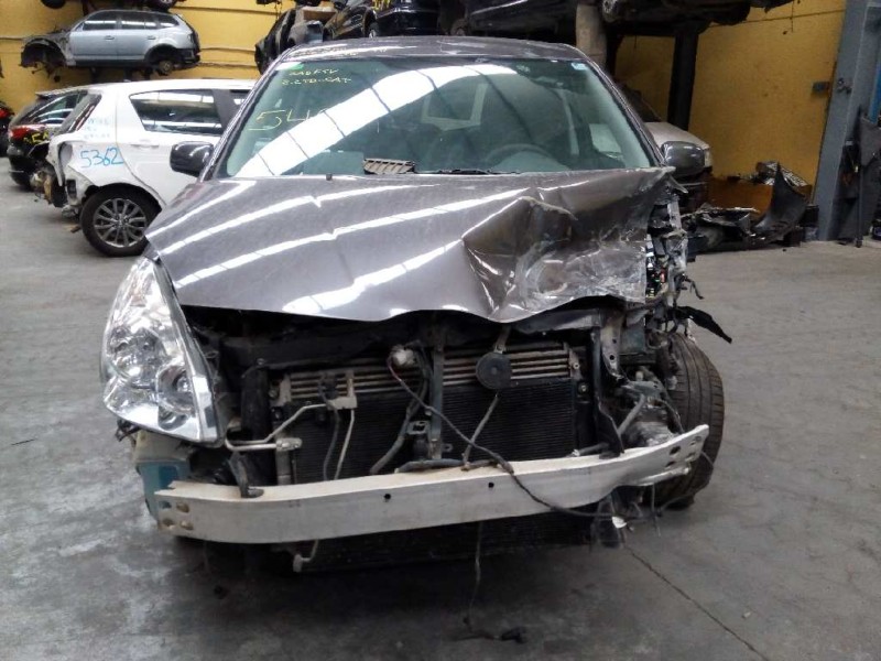 toyota corolla verso (r1) del año 2008