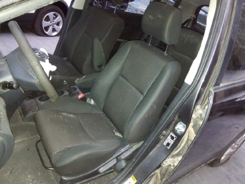 toyota corolla verso (r1) del año 2008
