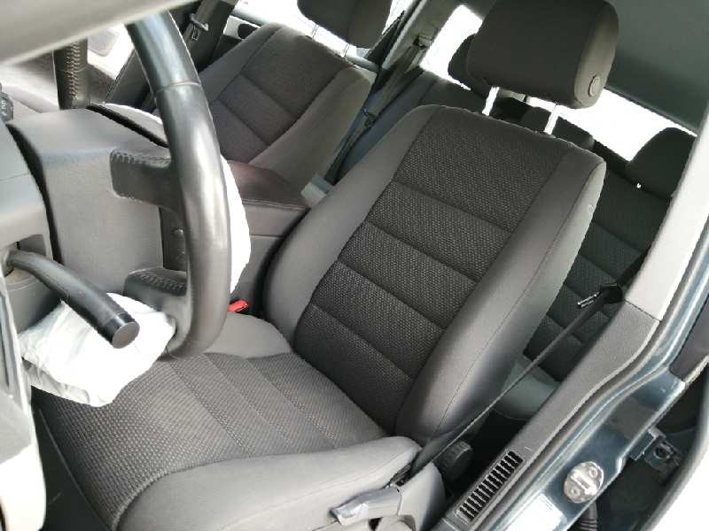 volkswagen touareg (7l6) del año 2006