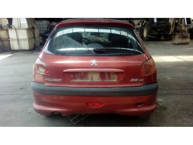 peugeot 206 berlina del año 2004