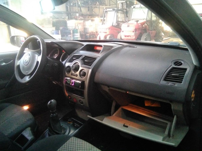 renault megane ii berlina 5p del año 2005