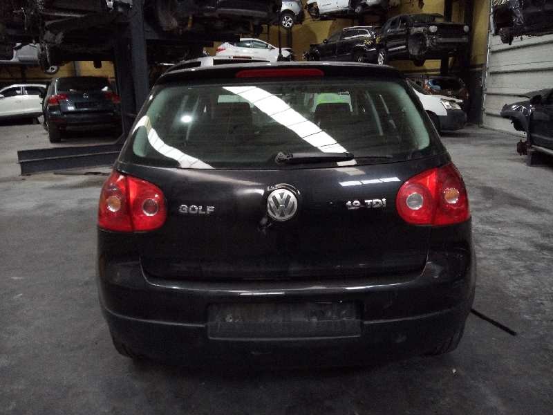 volkswagen golf v berlina (1k1) del año 2003