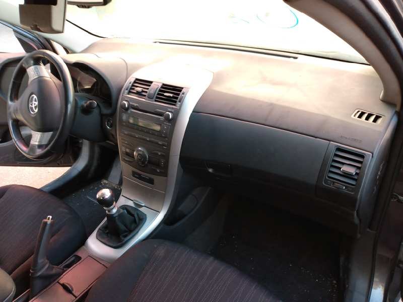 toyota corolla (e15) del año 2008