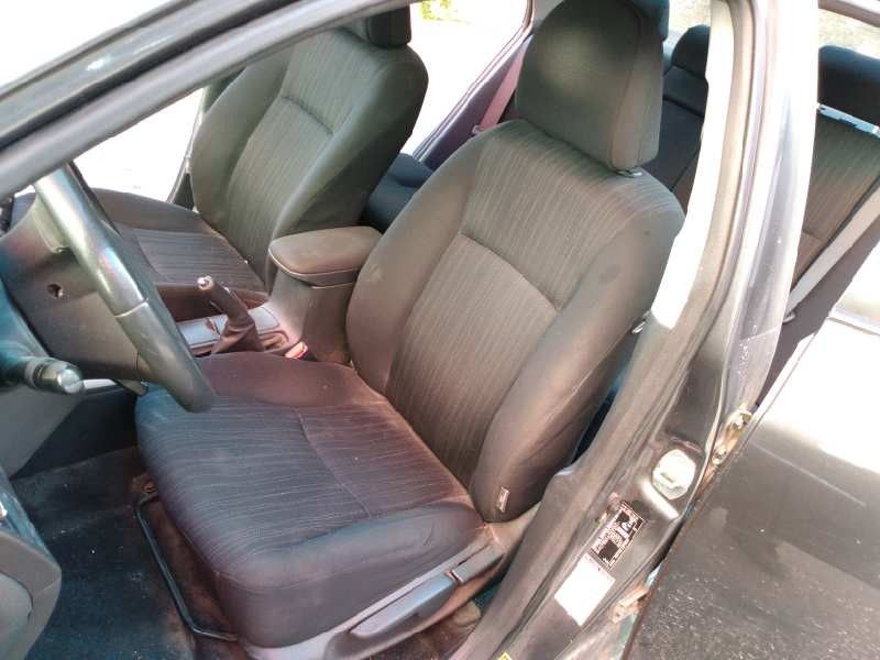 toyota corolla (e15) del año 2008