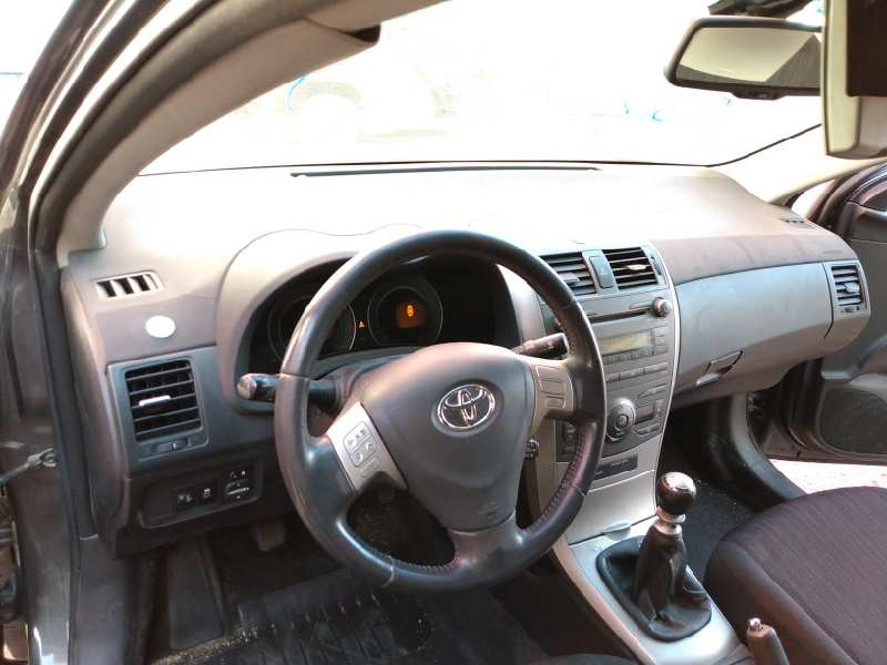 toyota corolla (e15) del año 2008