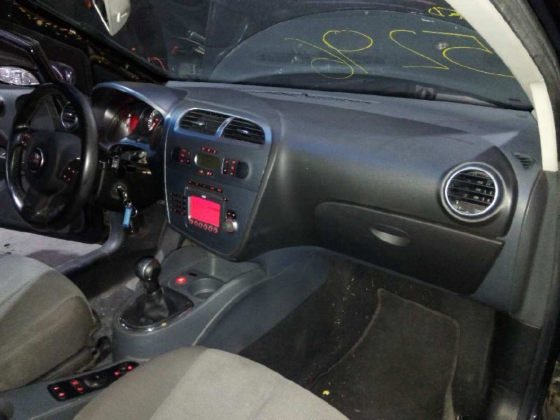 seat leon (1p1) del año 2005