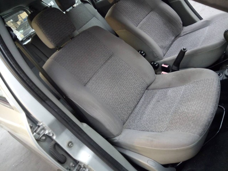 dacia logan mcv del año 2008