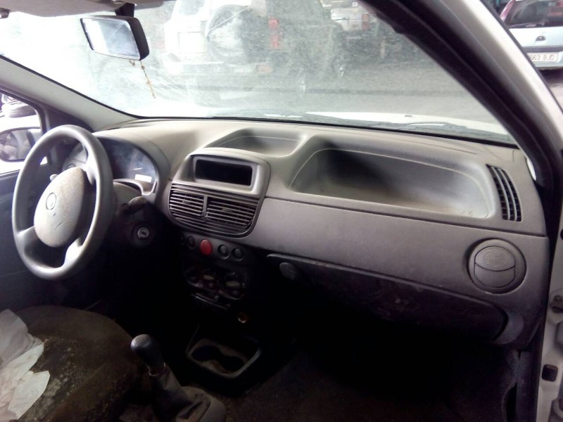 fiat punto berlina (188) del año 2003
