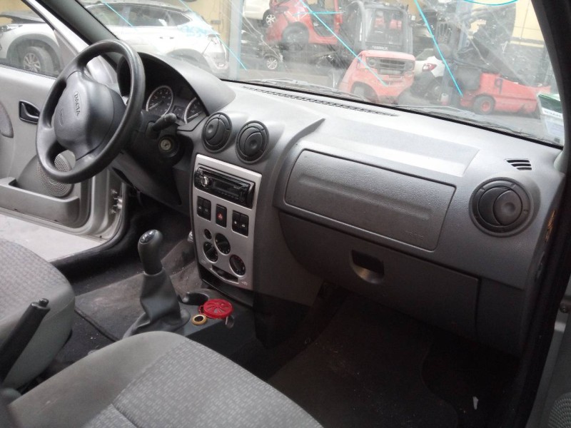 dacia logan mcv del año 2008