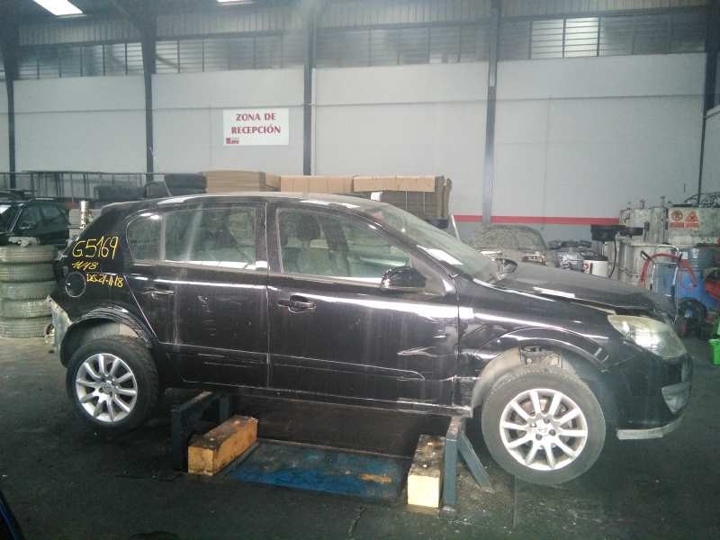 opel astra h berlina del año 2007
