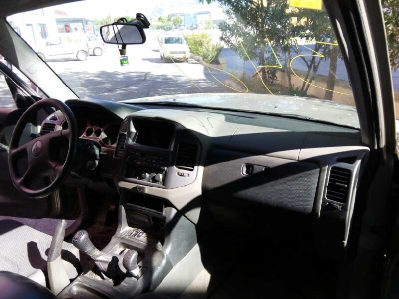 mitsubishi montero (v60/v70) del año 2000