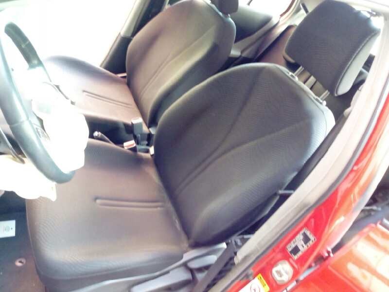 toyota yaris del año 2009