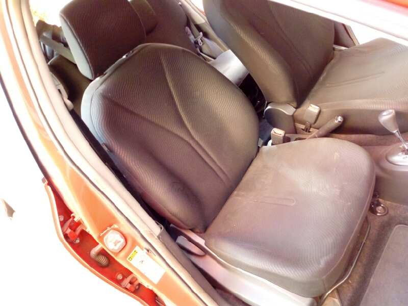 toyota yaris del año 2009