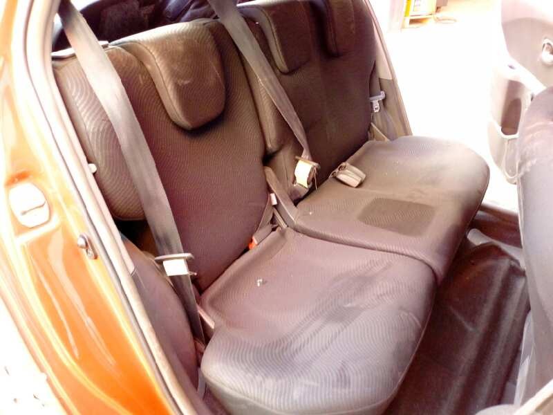 toyota yaris del año 2009
