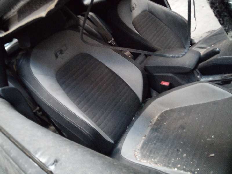 volkswagen scirocco (138) del año 2014