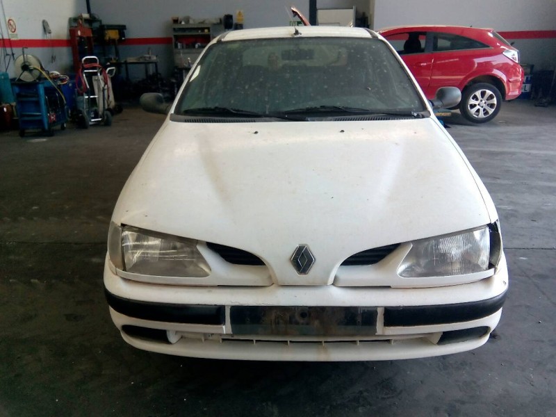 renault megane i berlina hatchback (ba0) del año 1996