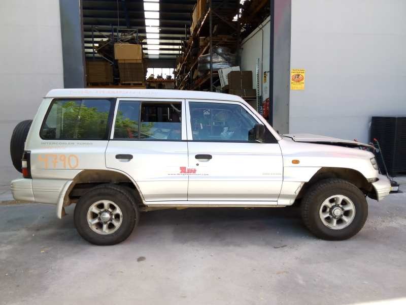 mitsubishi galloper (hyundai) del año 2001