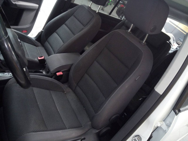volkswagen touran (1t3) del año 2015