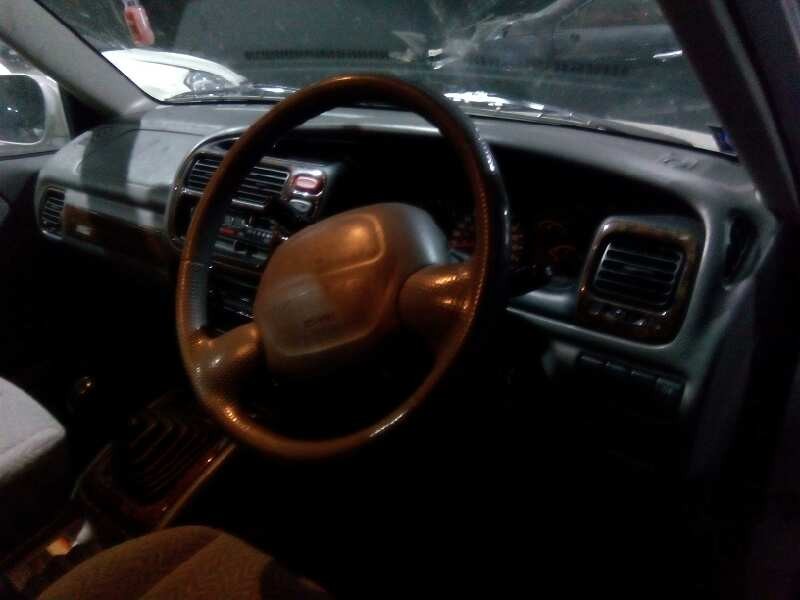 suzuki grand vitara 3 puertas sq (gt) del año 2001