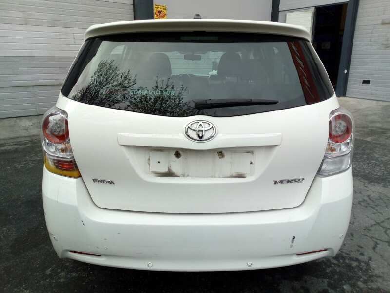 toyota verso del año 2011