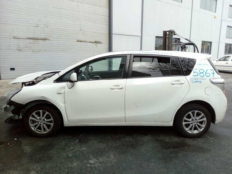 toyota verso del año 2011