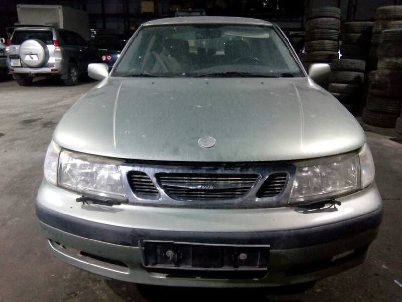 saab 9-5 berlina del año 2001