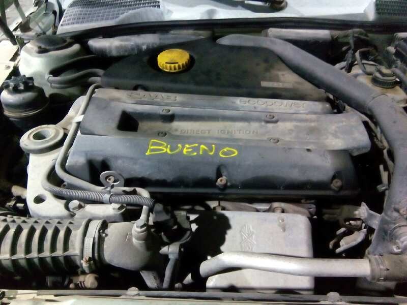 saab 9-5 berlina del año 2001