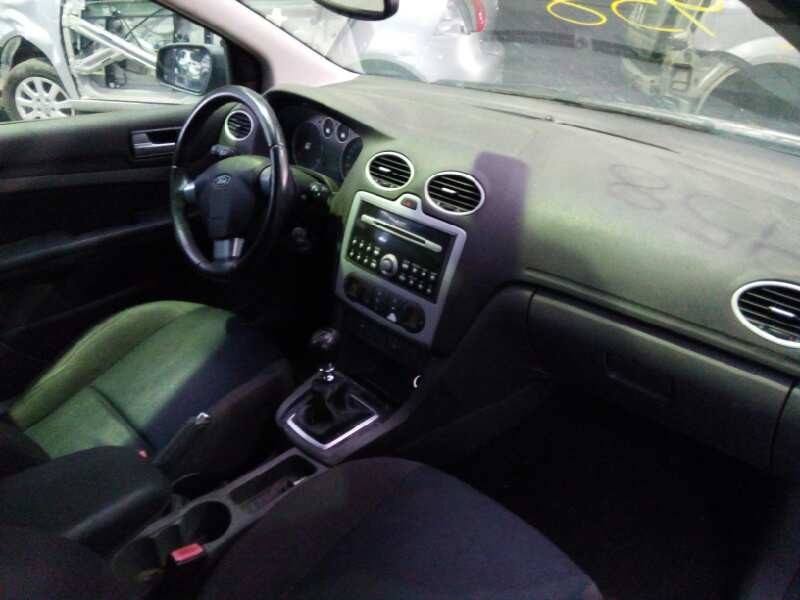 ford focus berlina (cap) del año 2006