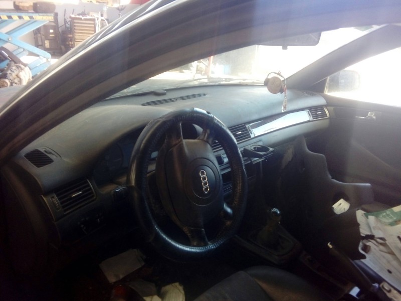 audi a6 berlina (4b2) del año 1998
