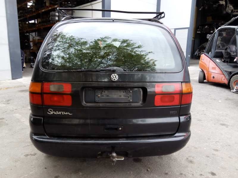 volkswagen sharan (7m8) del año 1995