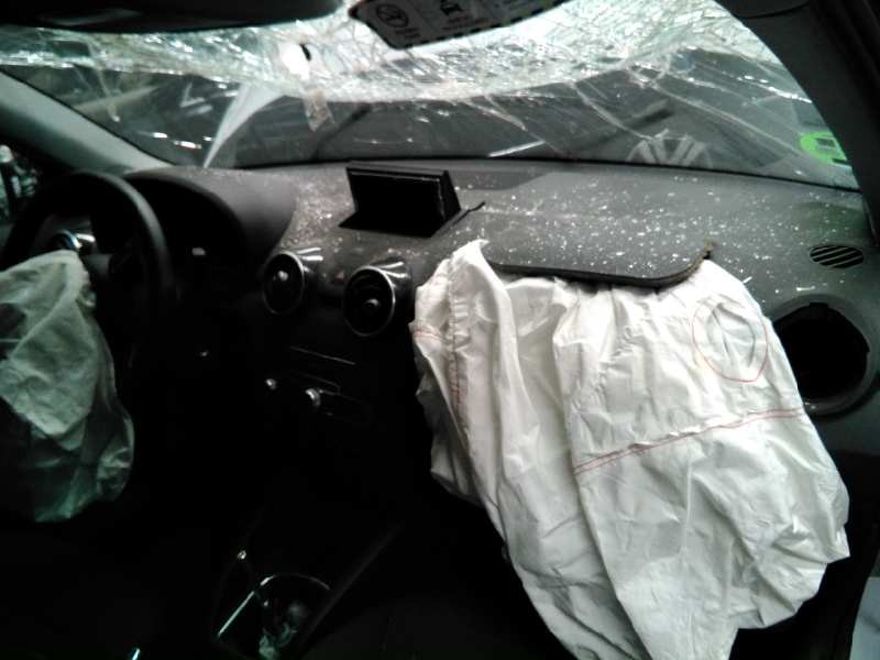 audi a1 sportback (8xf) del año 2015