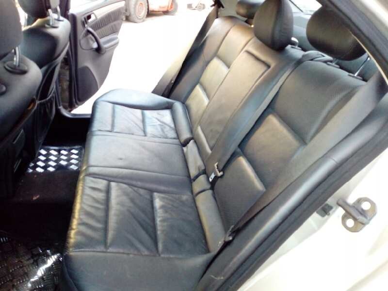 mercedes-benz clase c (w203) berlina del año 2005