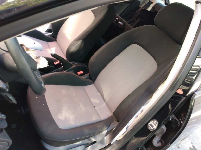 seat ibiza (6j5) del año 2015
