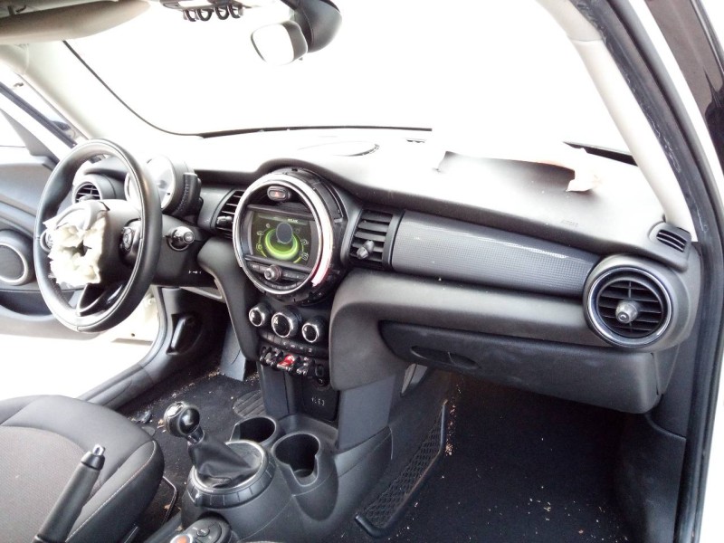 mini mini 5-trg. (f55) del año 2017