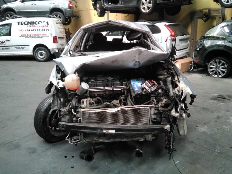 seat ibiza (6j5) del año 2009